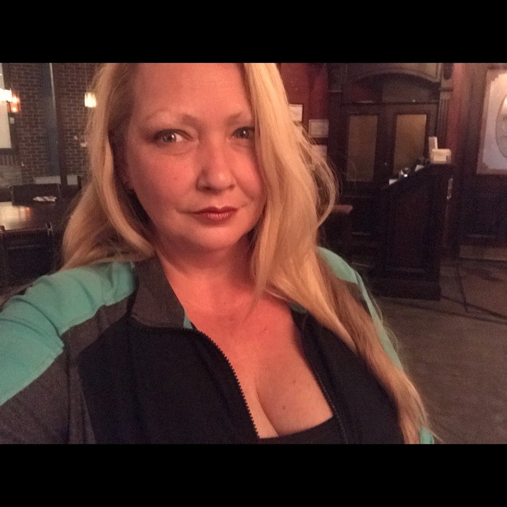 Meet your Posher, Lex